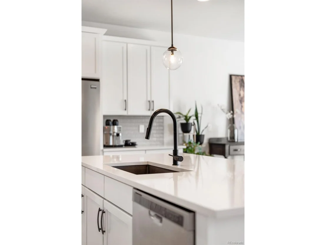 Photo of 353 Mount Rainier St