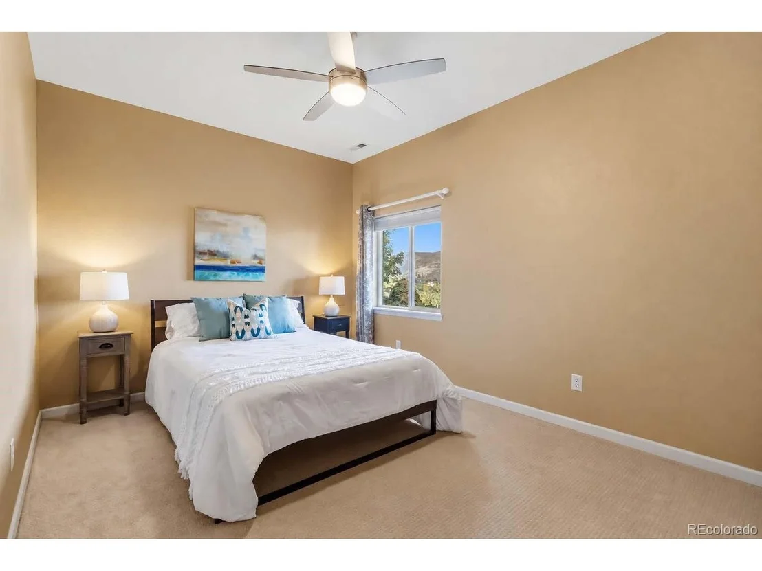 Photo of 445 Mesa View Way