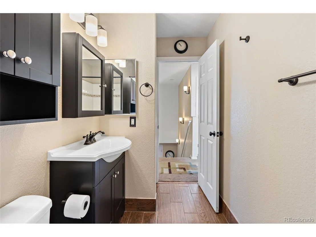 Photo of 11708 W Tufts Pl