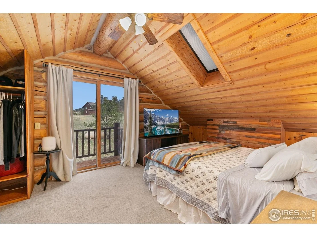 Photo of 344 Snowmass Dr