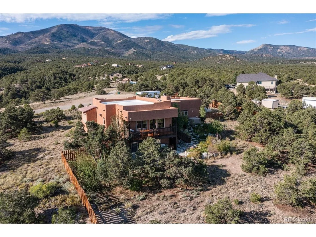 Photo of 6396 Terrace Ln