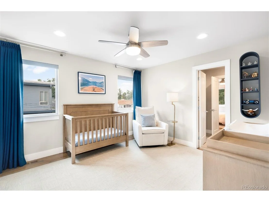 Photo of 2142 N Lowell Blvd