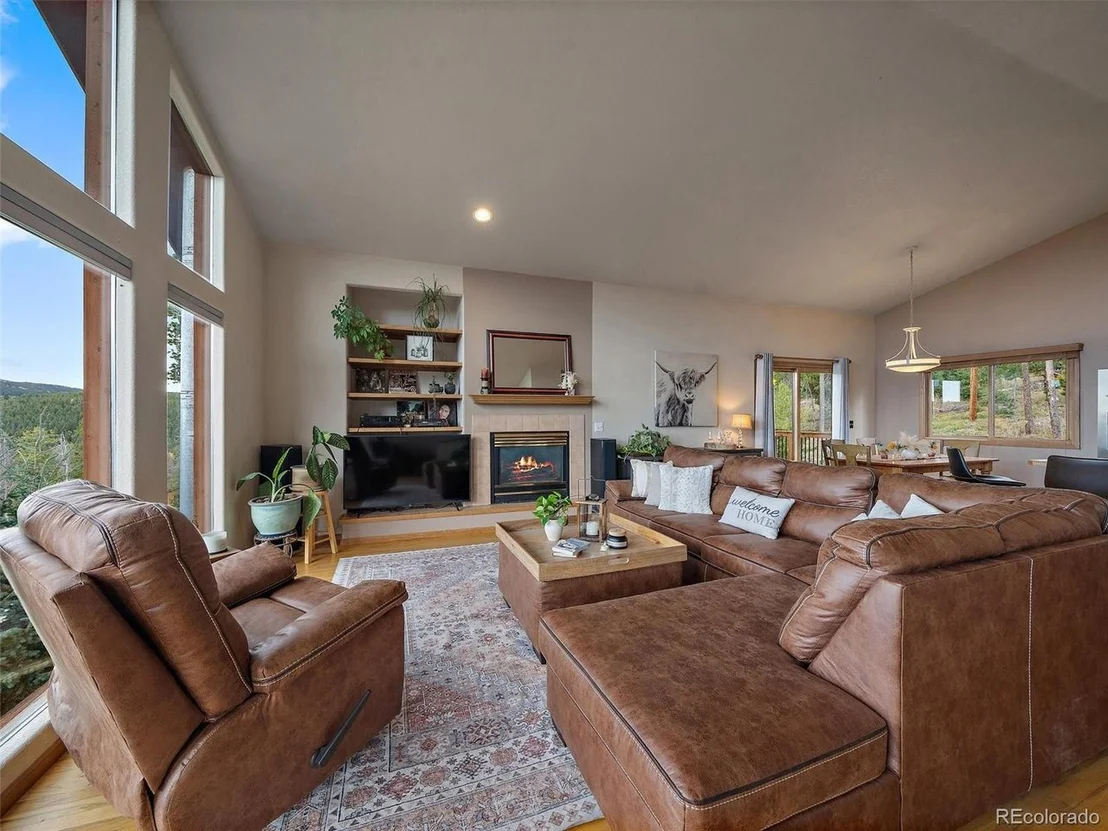 Photo of 34878 Forest Estates Rd