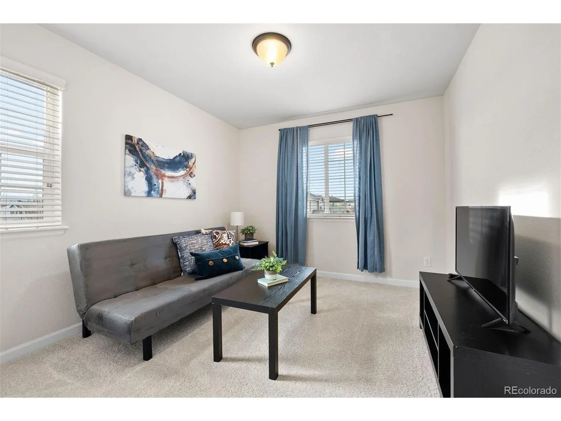 Photo of 352 Taurus Dr