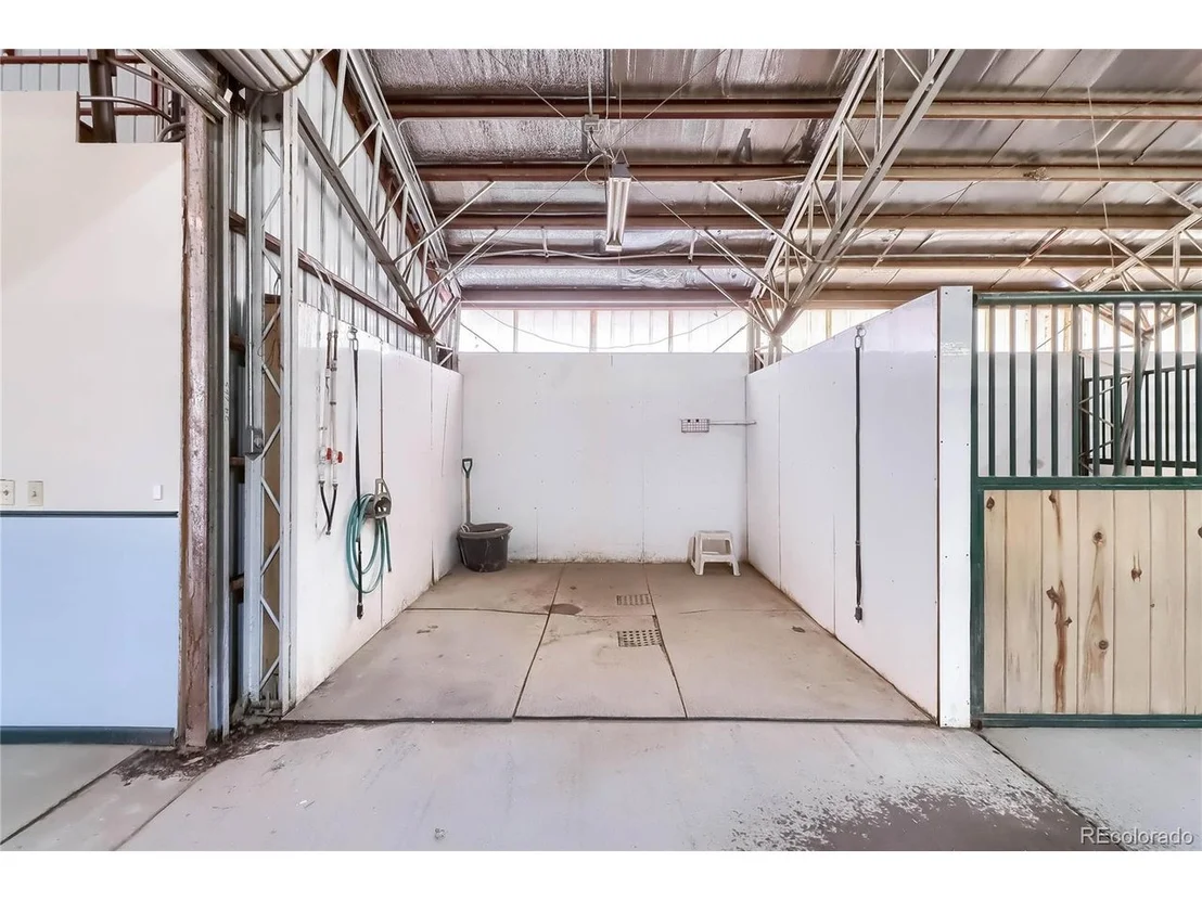 Photo of 40273 County Road 13