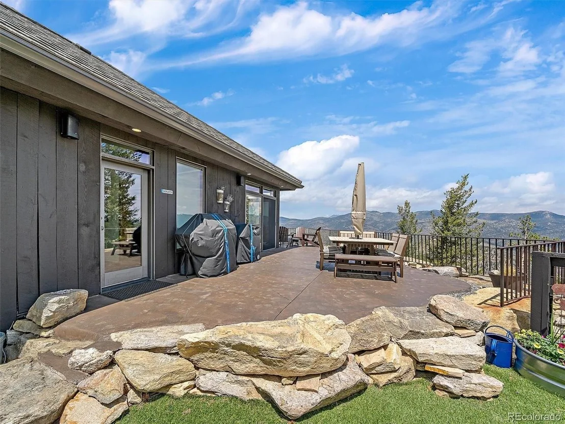 Photo of 221 Halter Way