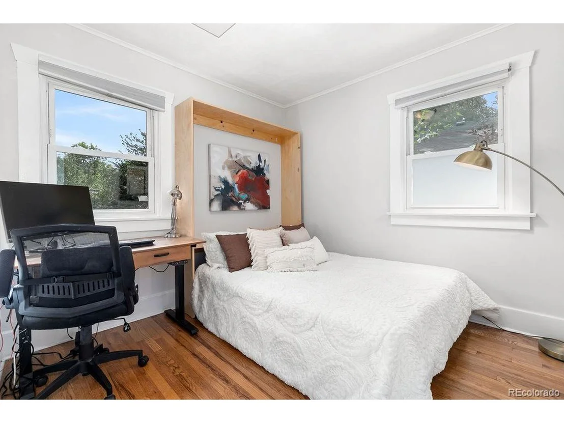 Photo of 3036 W 40th Ave