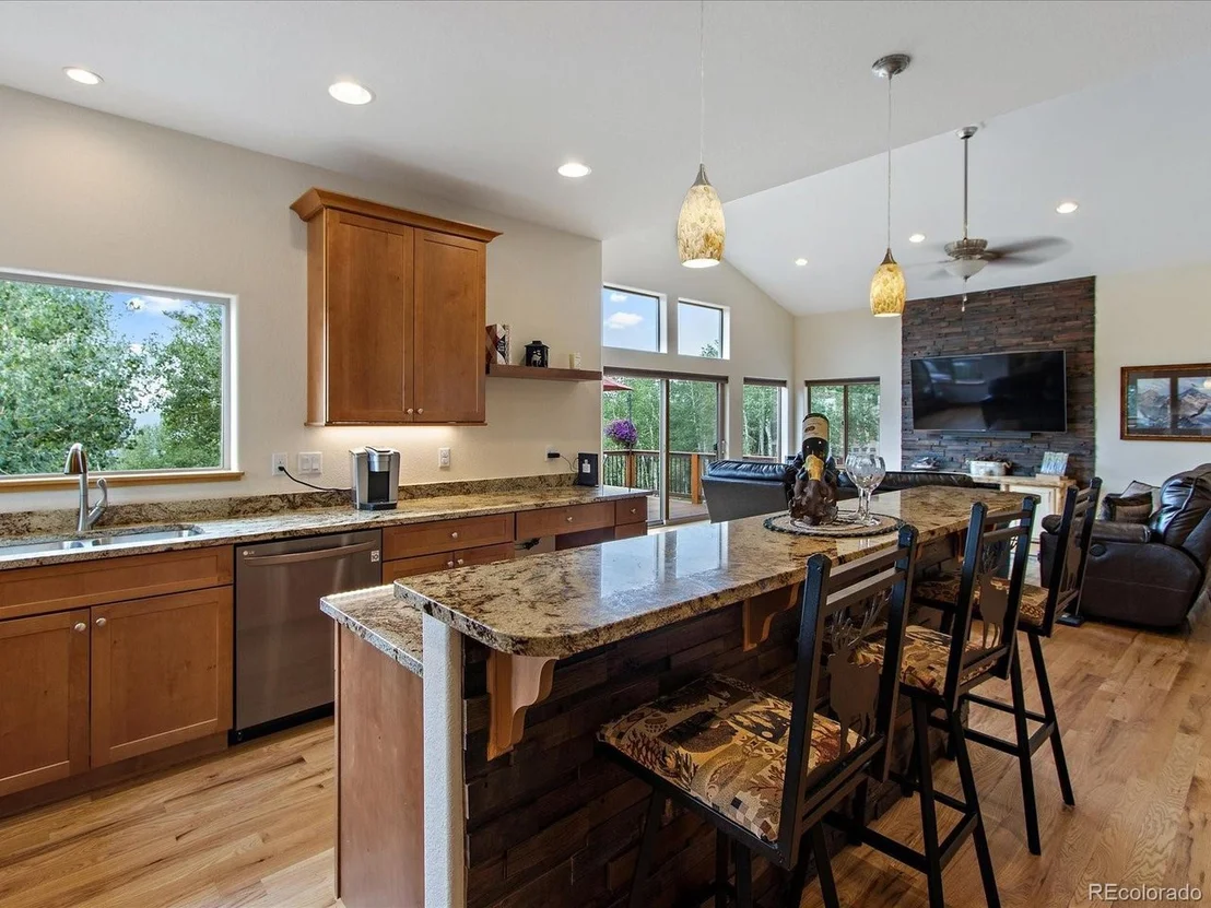 Photo of 11033 Barker Ave