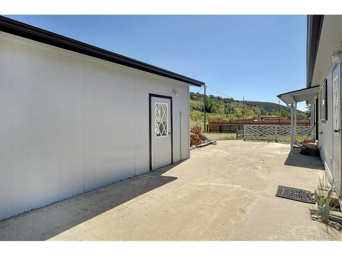 Photo of 17347 County Road 220
