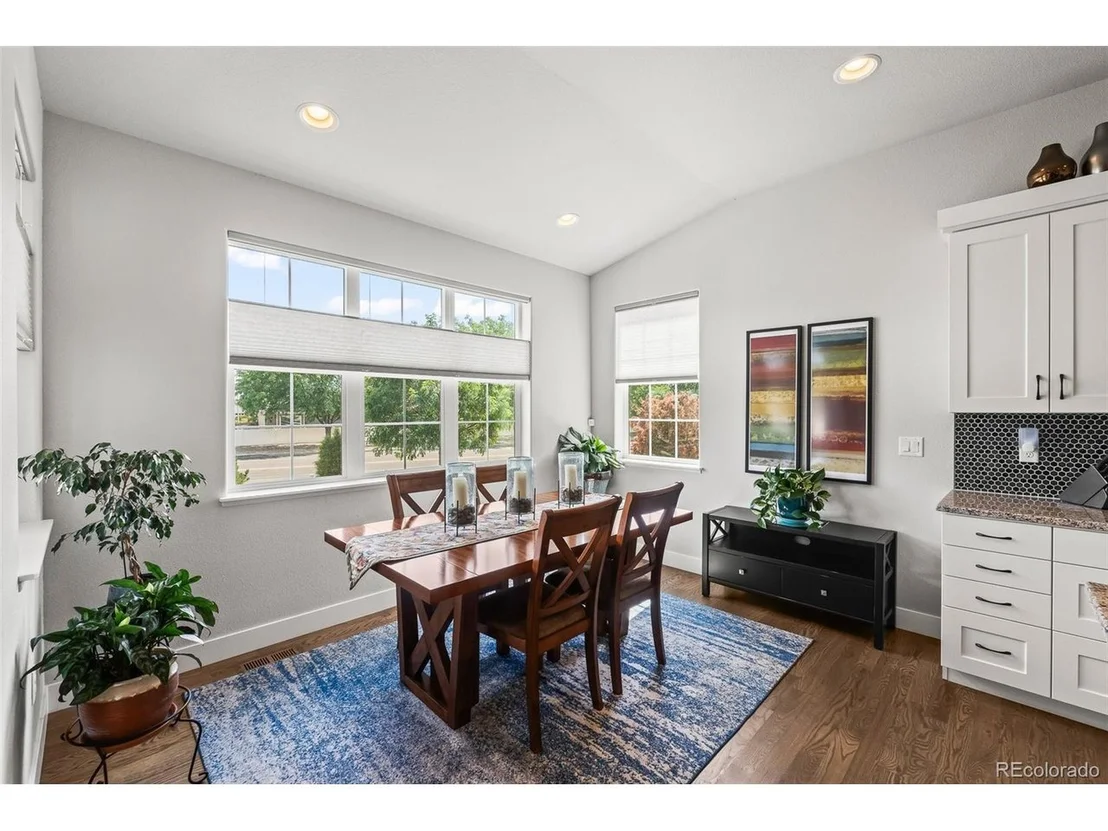 Photo of 401 Cascade Ct