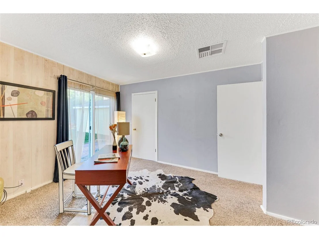 Photo of 580 Bountiful Ct
