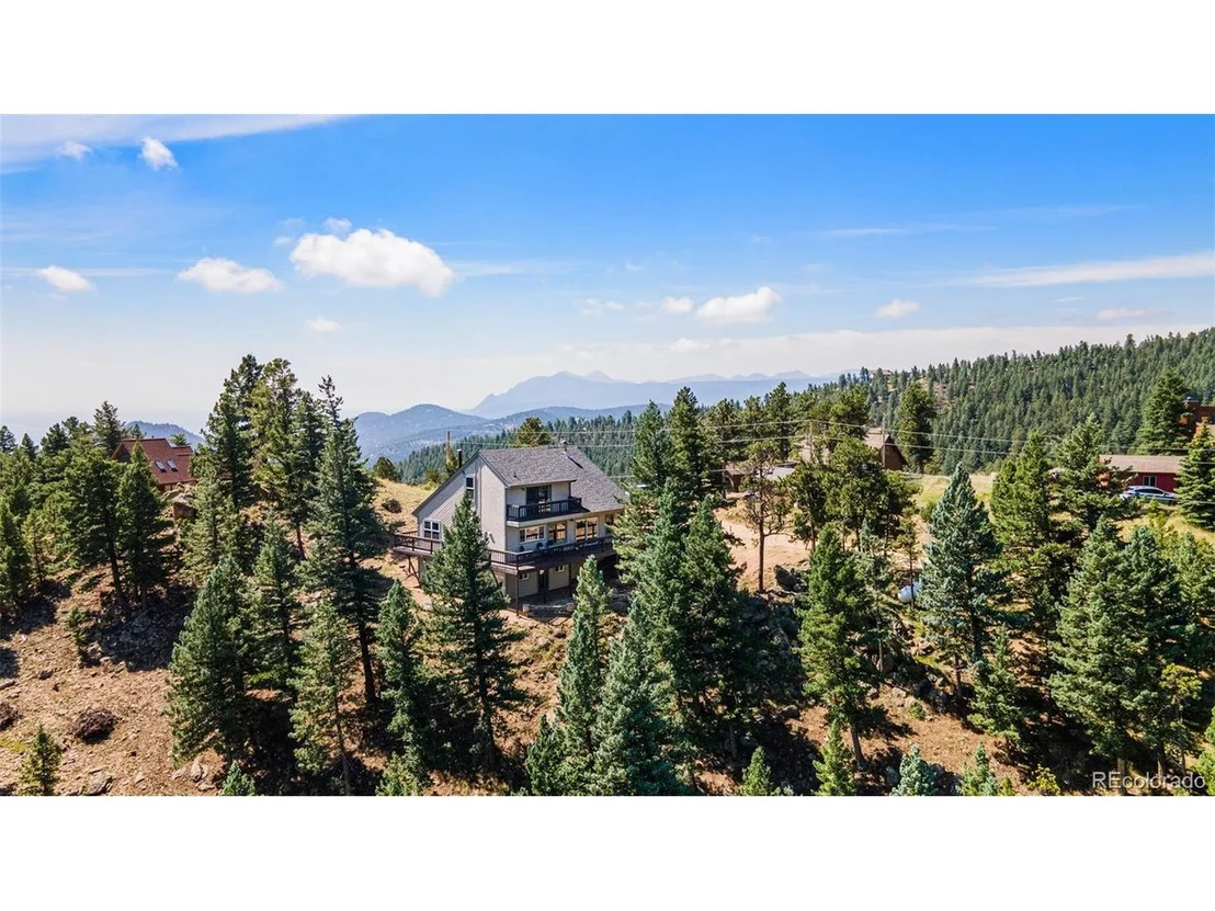 Photo of 251 Ridgeview Ln