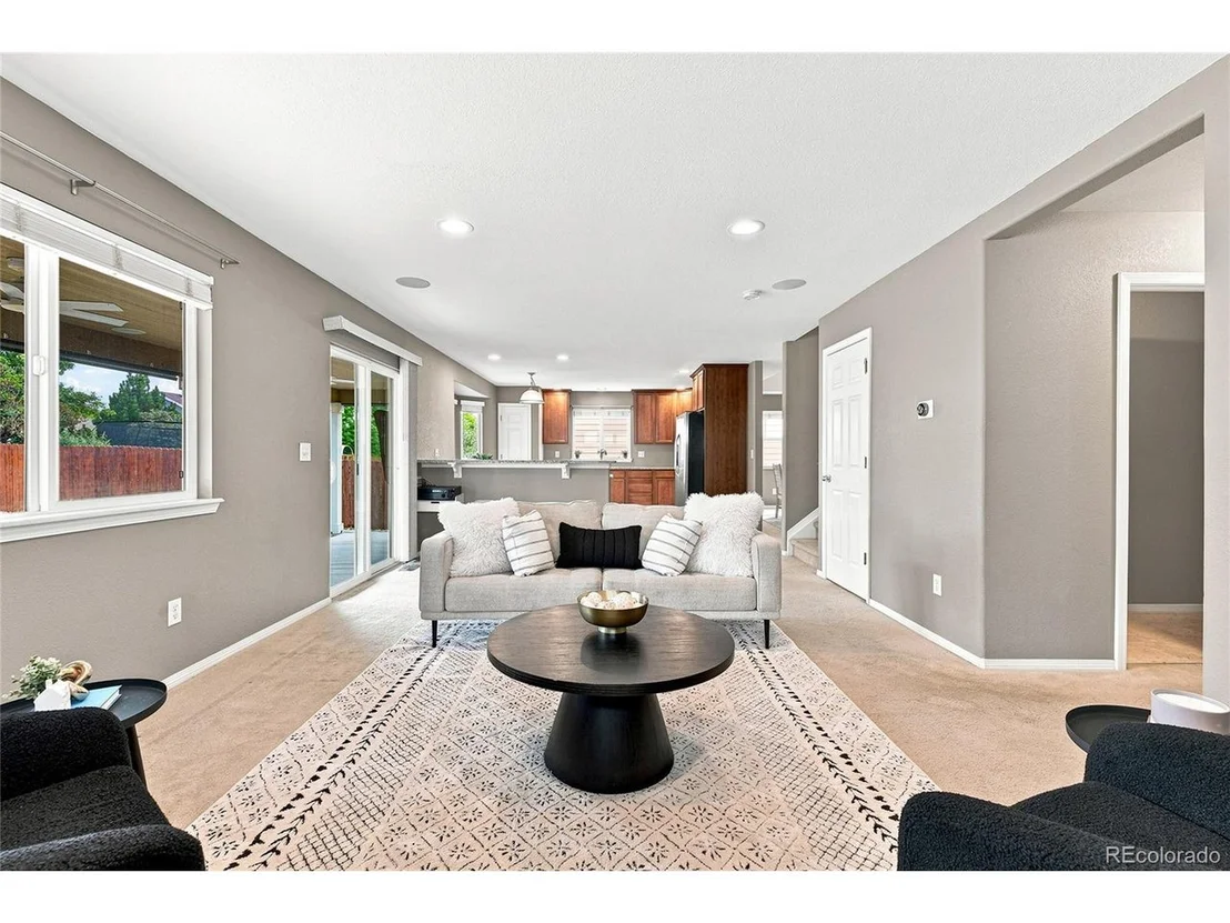 Photo of 330 Short Dr
