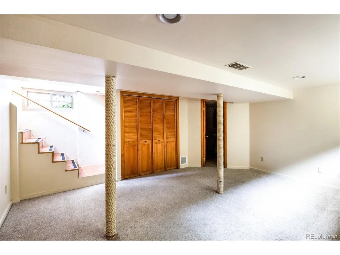 Photo of 852 Poplar St