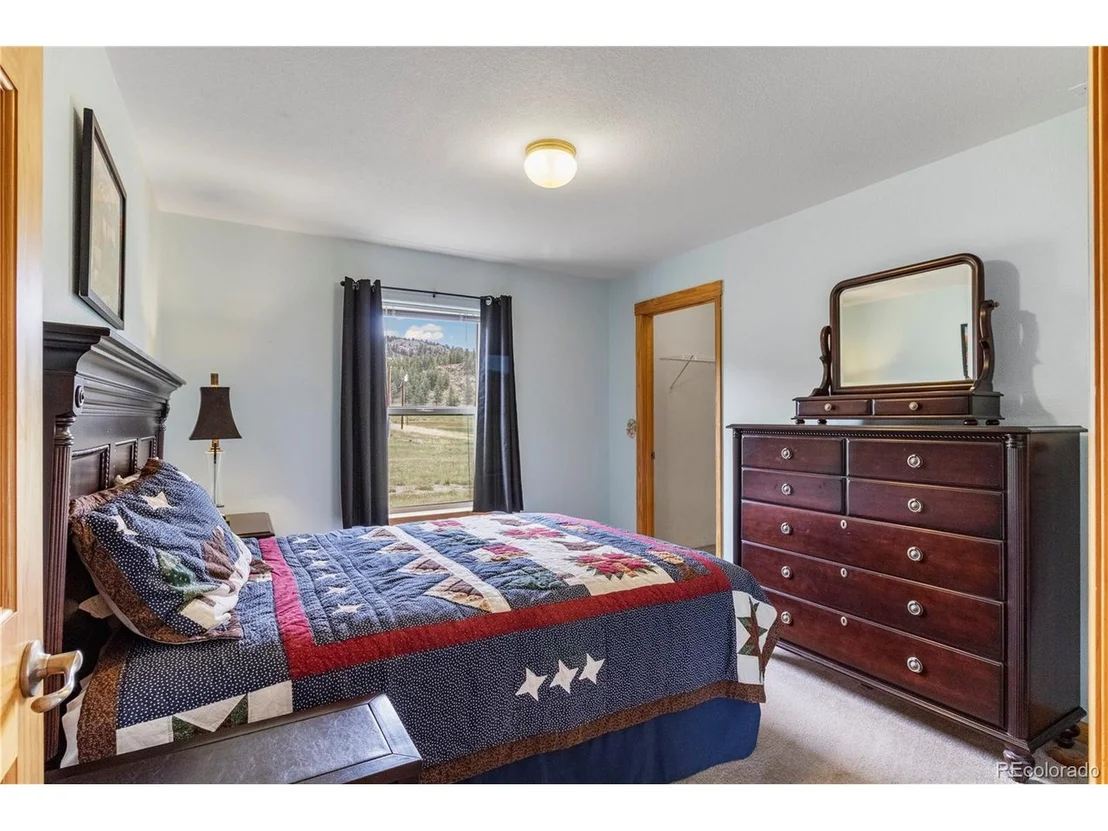 Photo of 38391 County Road 77
