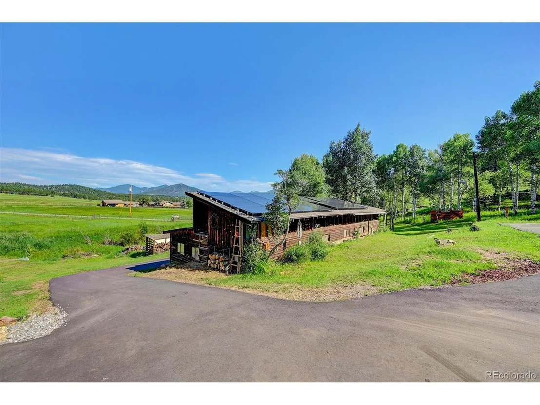 Photo of 6331 Bluebell Ln