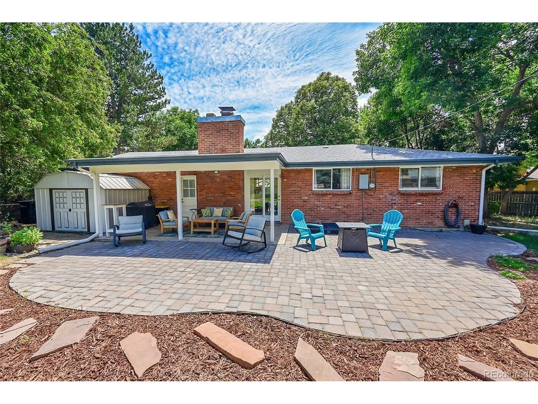 Photo of 6973 Oak Way
