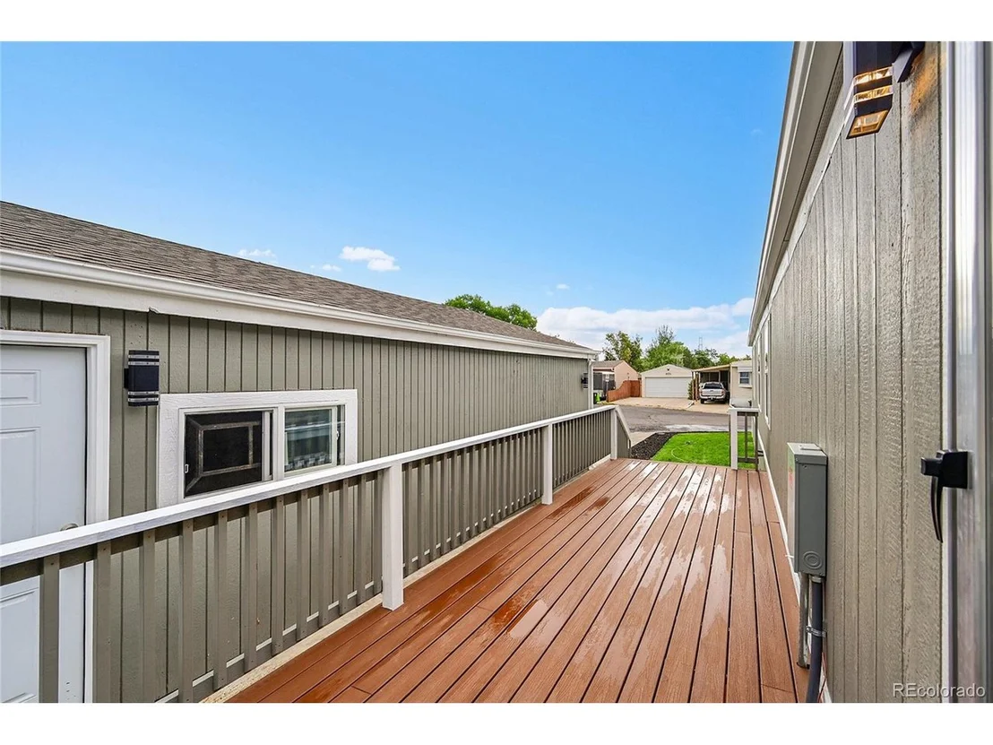 Photo of 8553 Monroe Ct
