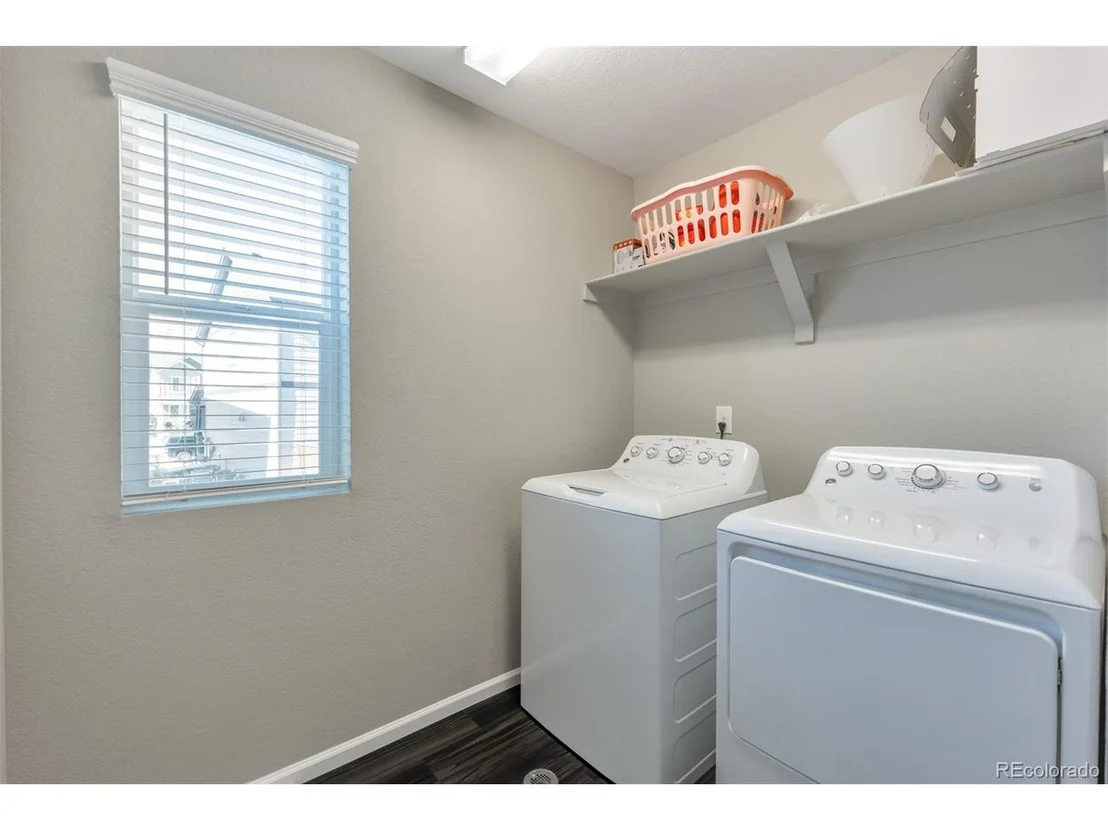 Photo of 3565 Makley Cir