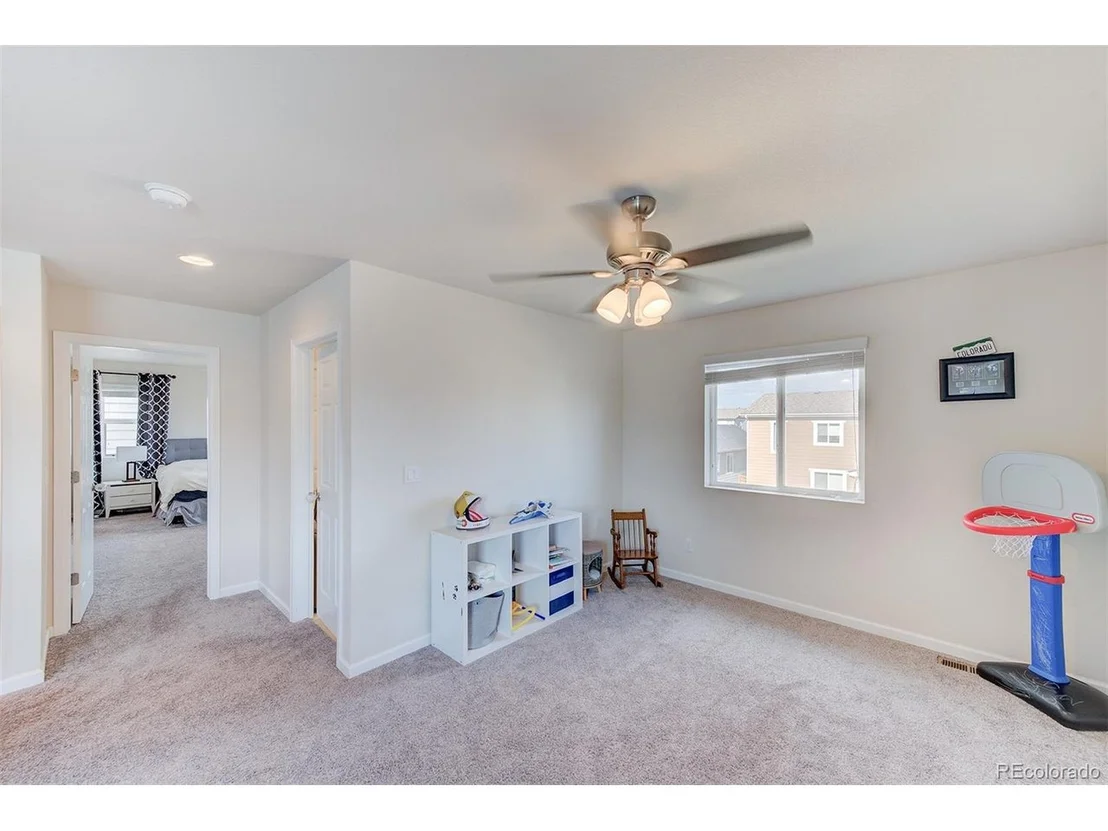 Photo of 6560 Empire Ave