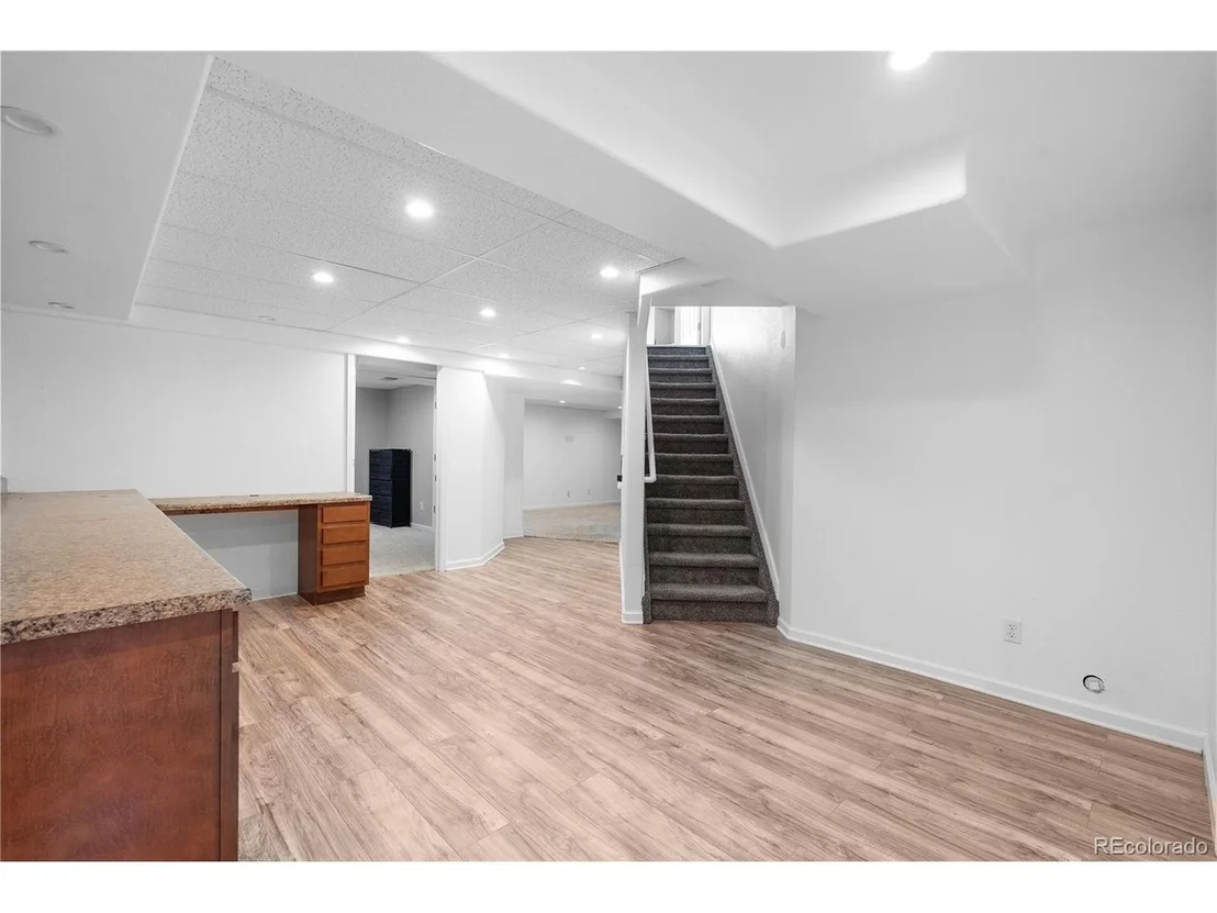 Photo of 9941 Chambers Dr