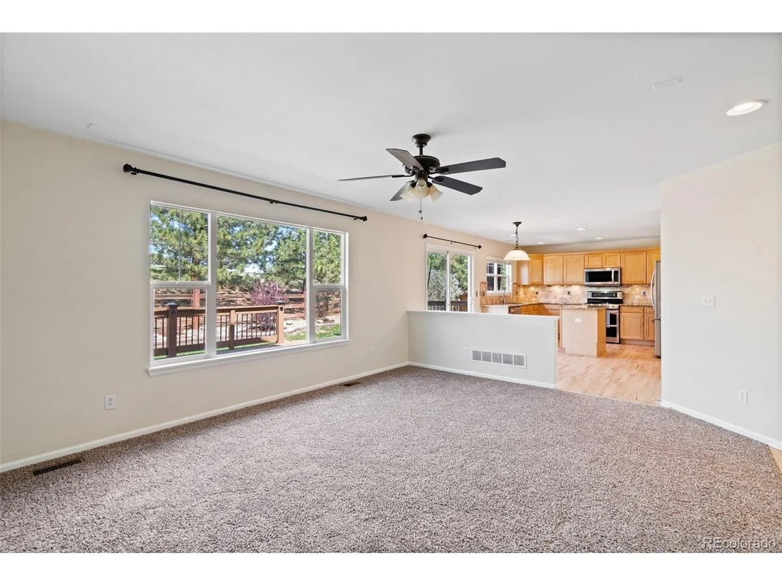 Photo of 9389 Branham Dr