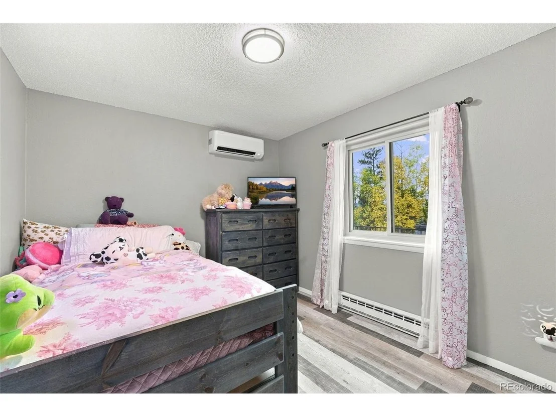 Photo of 11490 Marks Dr
