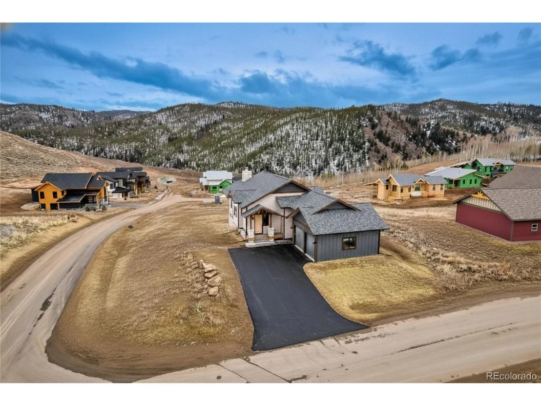 Photo of 680 Lone Eagle Dr