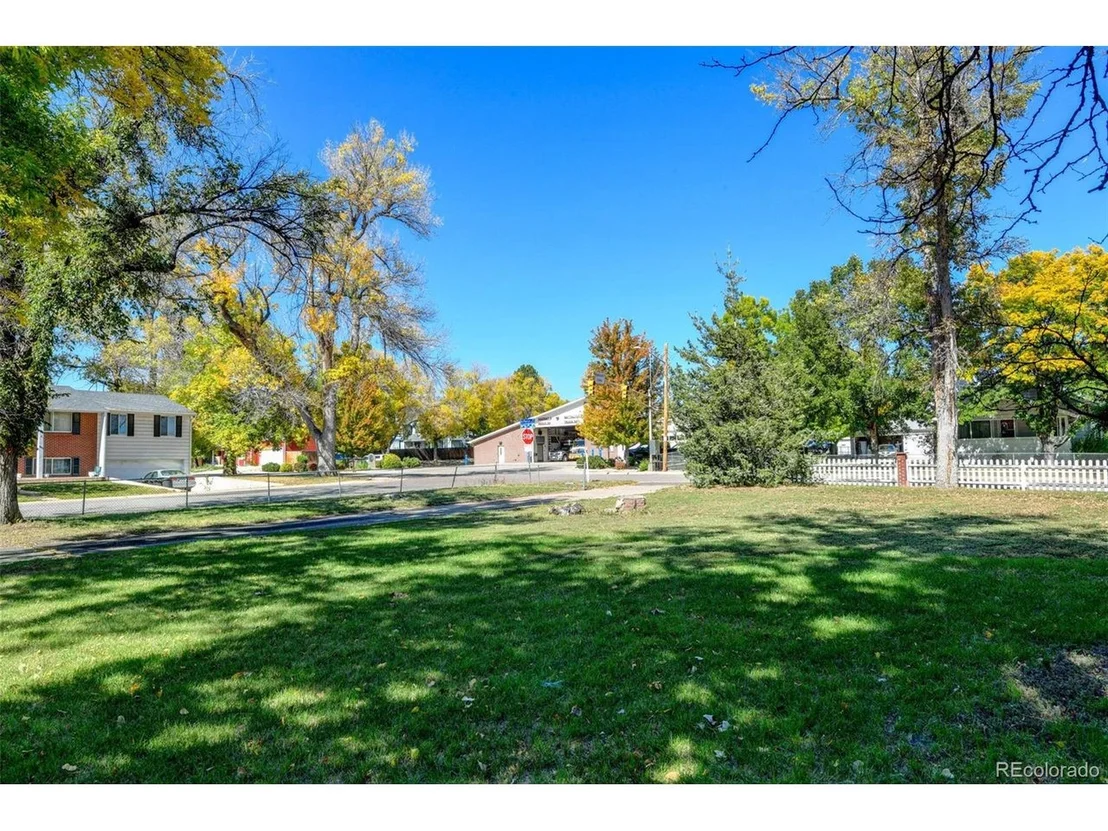 Photo of 6820 W 68th Ave