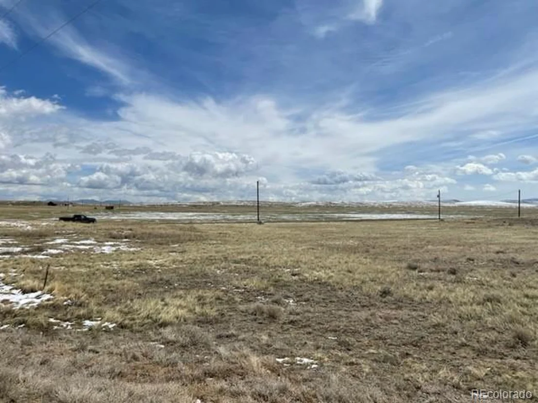 Photo of 390 Lazy Cir
