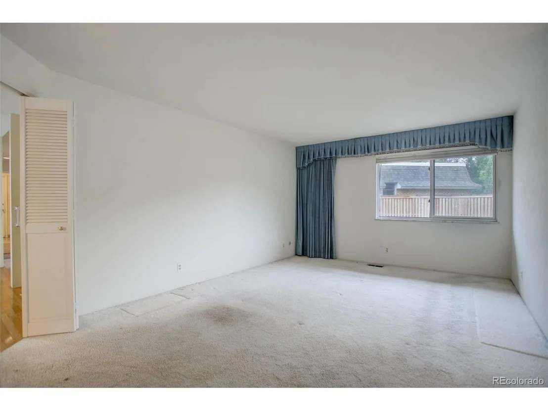 Photo of 42 Eagle Dr