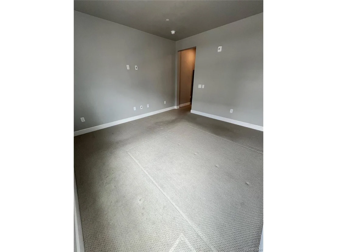 Photo of Unit 208 at 16841 Askins Loop