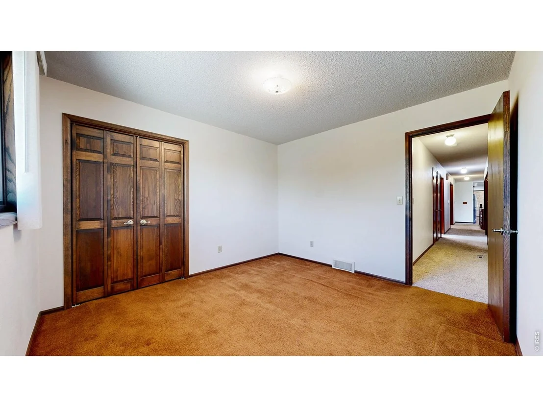 Photo of 2800 Pheasant Run
