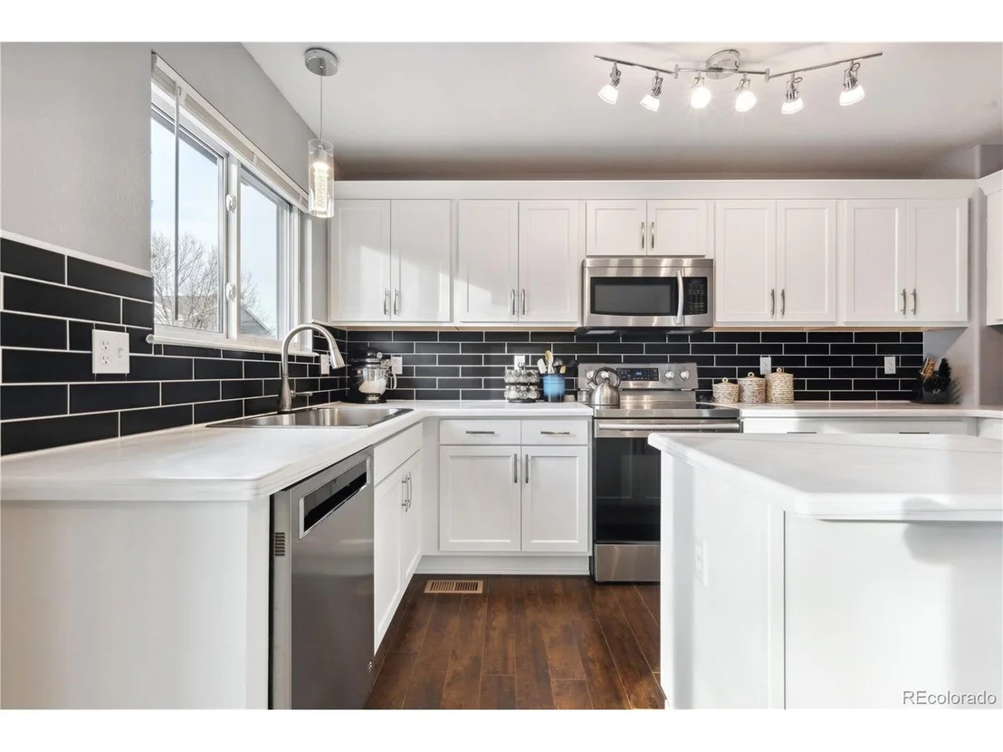 Photo of 9790 Moss Rose Cir