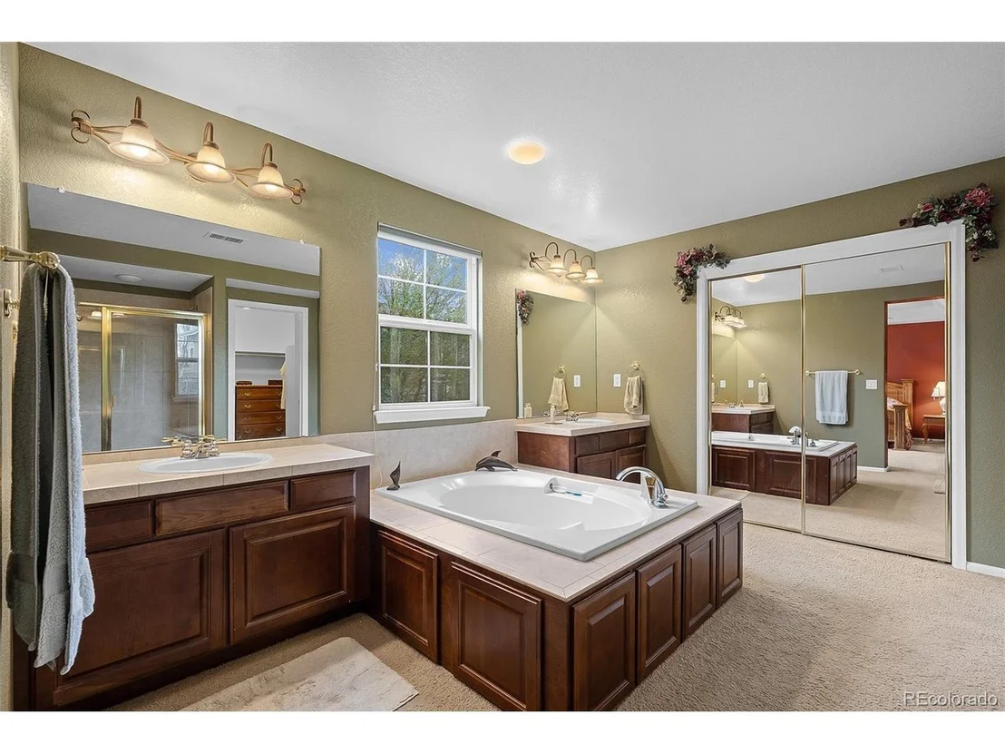 Photo of 10641 Briarglen Cir