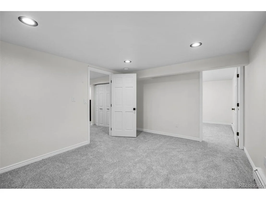 Photo of 6411 Marshall