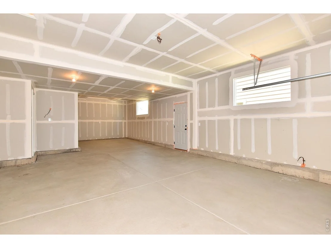 Photo of 2400 Juno Ln