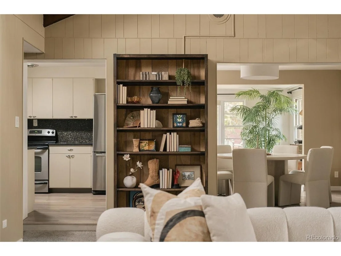 Photo of 4050 Field Dr