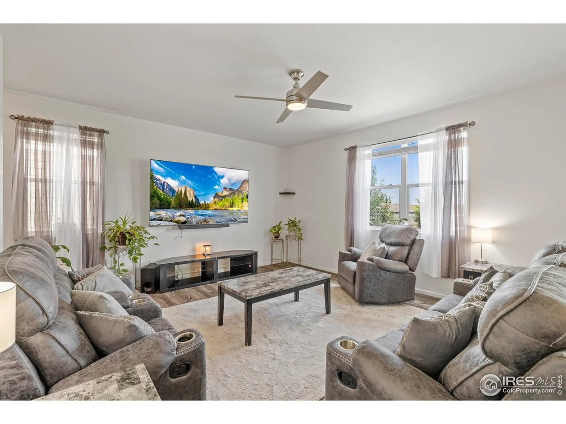 Photo of 147 Hidden Lake Dr