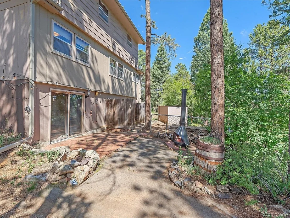 Photo of 11052 Lindsey Rd