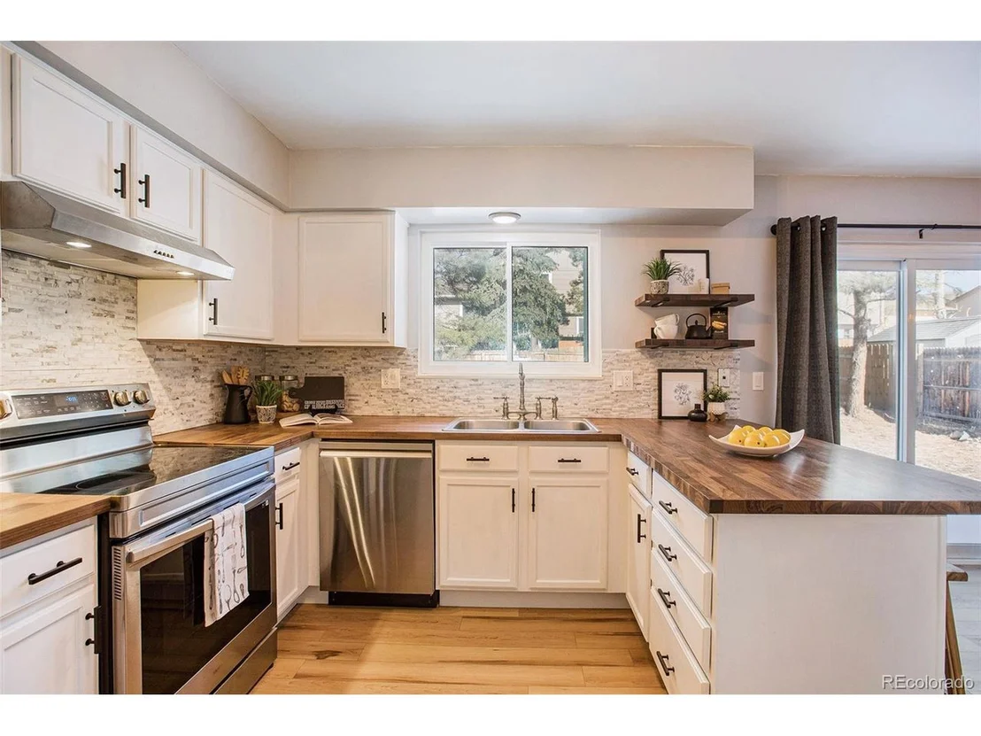 Photo of 25 Gordon Dr
