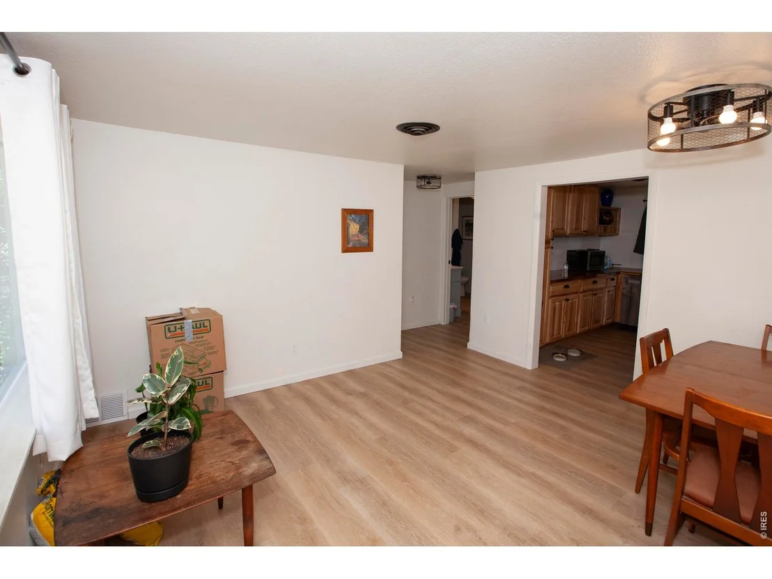 Photo of 324 N 3rd Ave