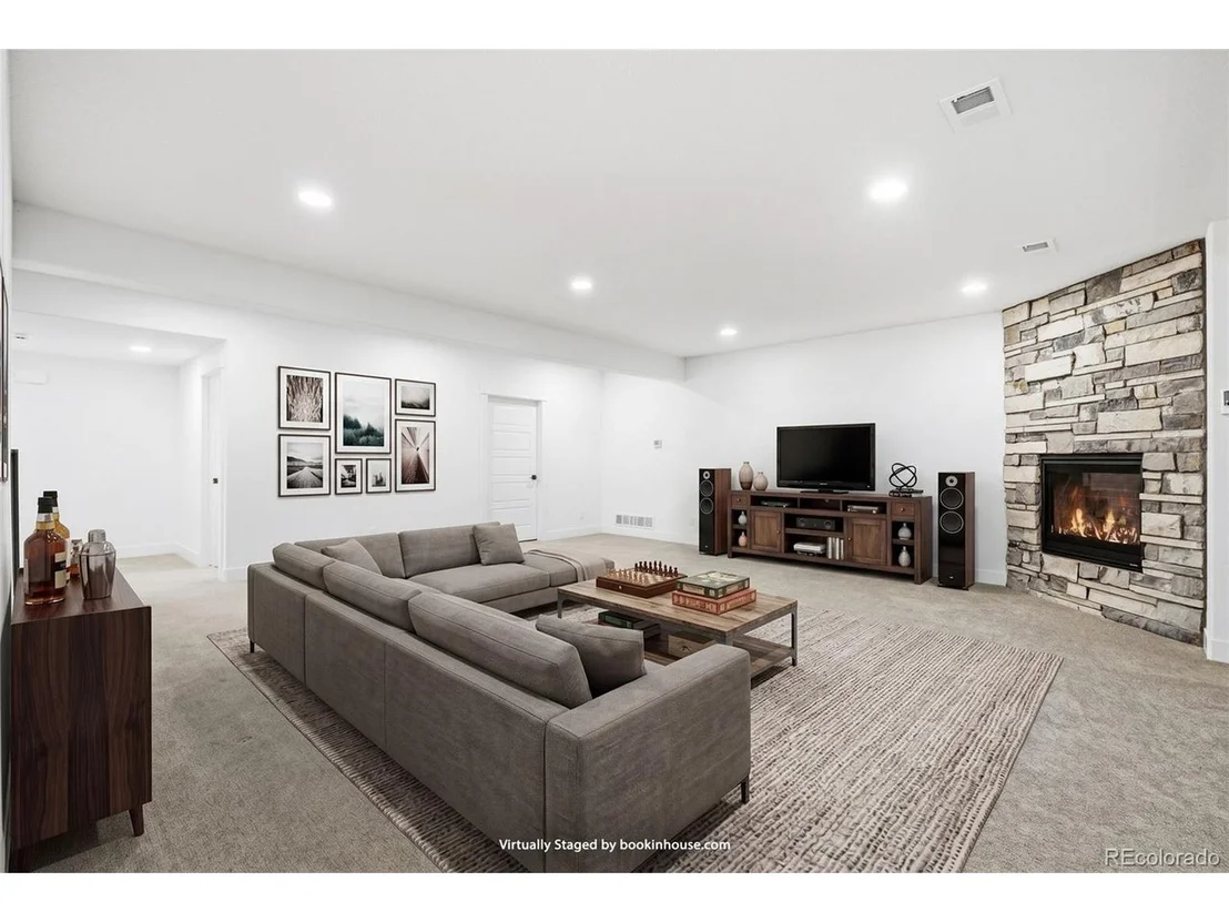Photo of 900 Berthoud Peak Dr