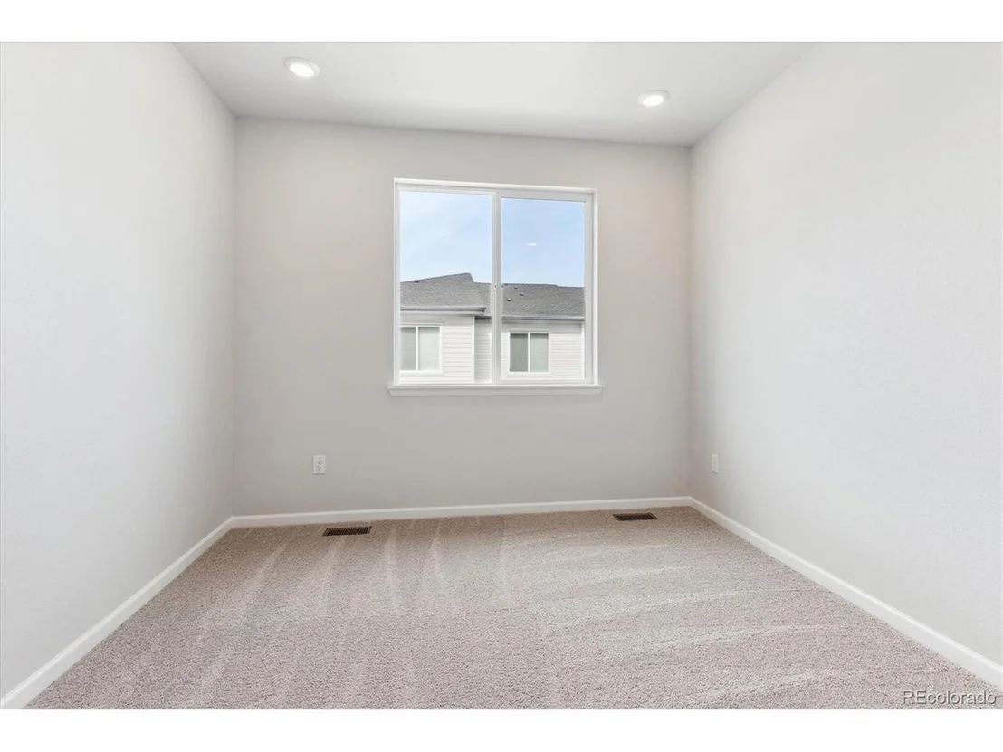 Photo of Unit 09104 at 441 Interlocken Blvd