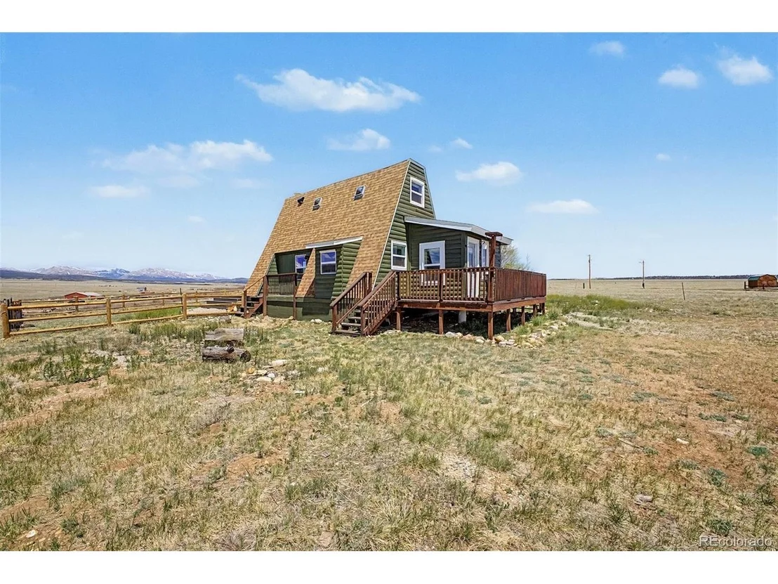 Photo of 1365 Kokanee Rd