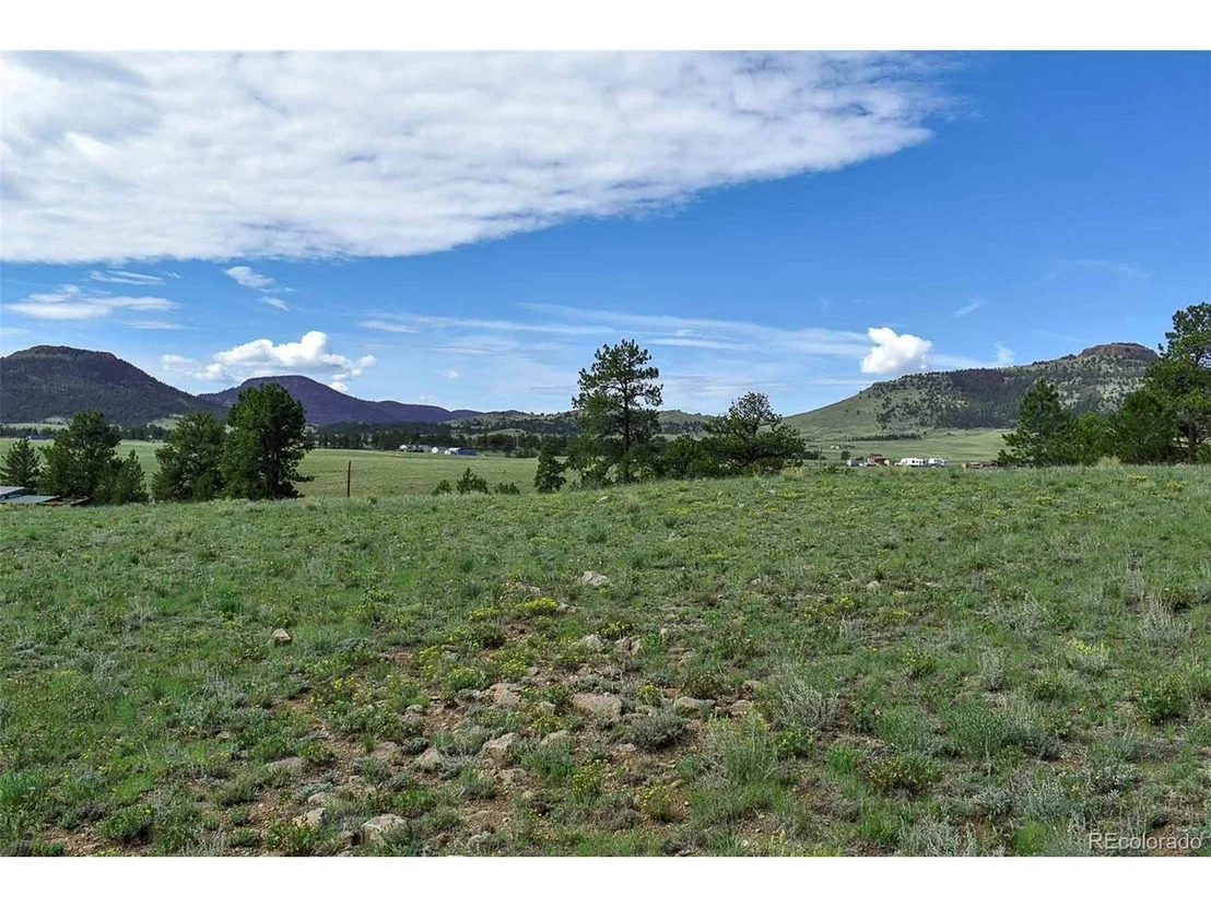 Photo of 32 Peak Dr