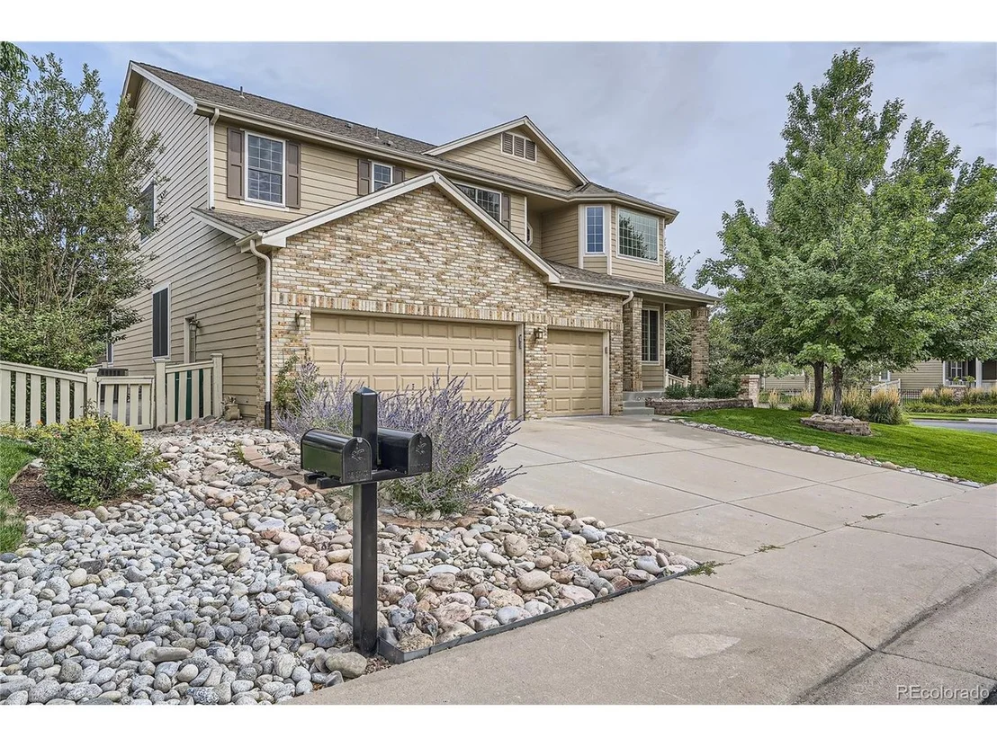 Photo of 6102 Devinney Way