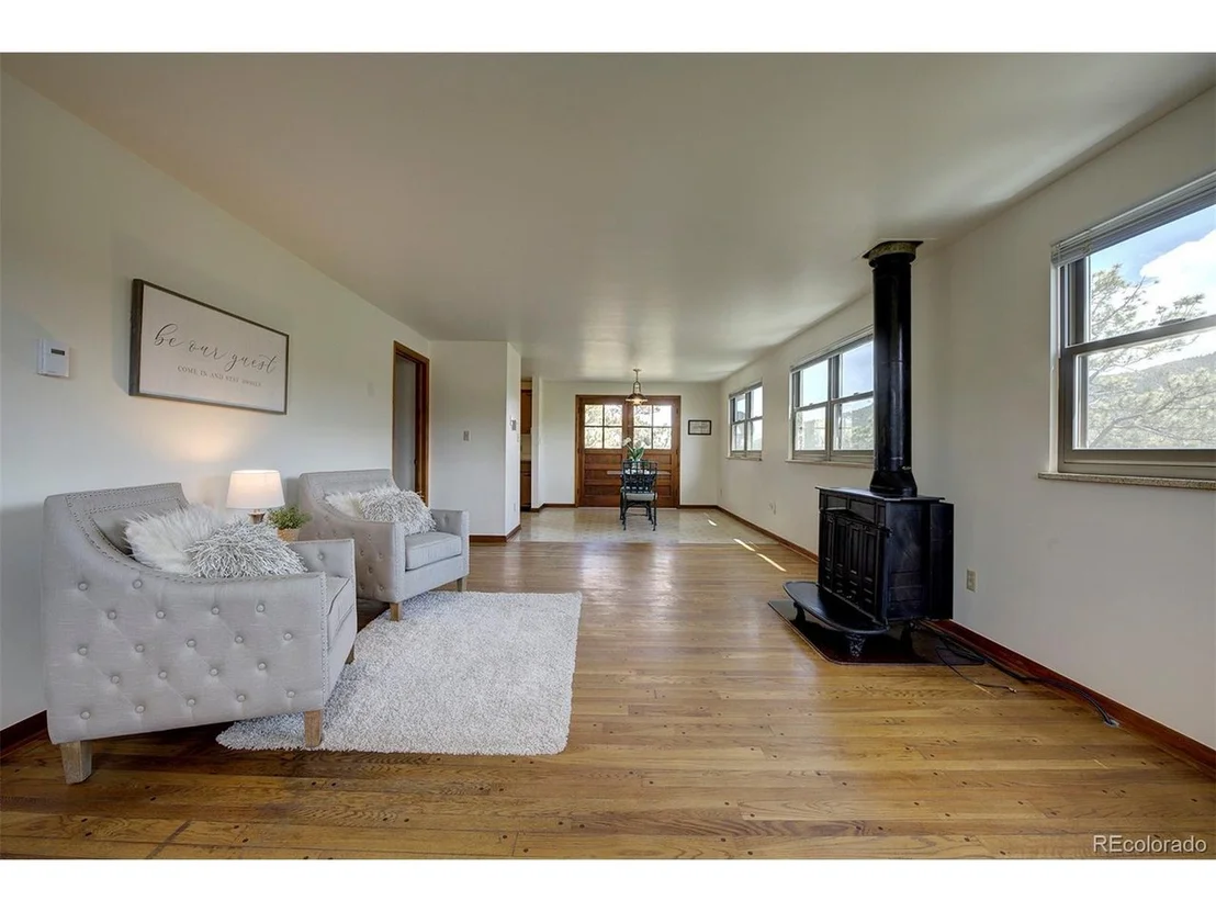 Photo of 25382 Mosier Cir