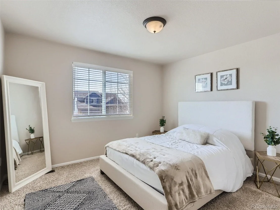 Photo of 307 Honeysuckle Way
