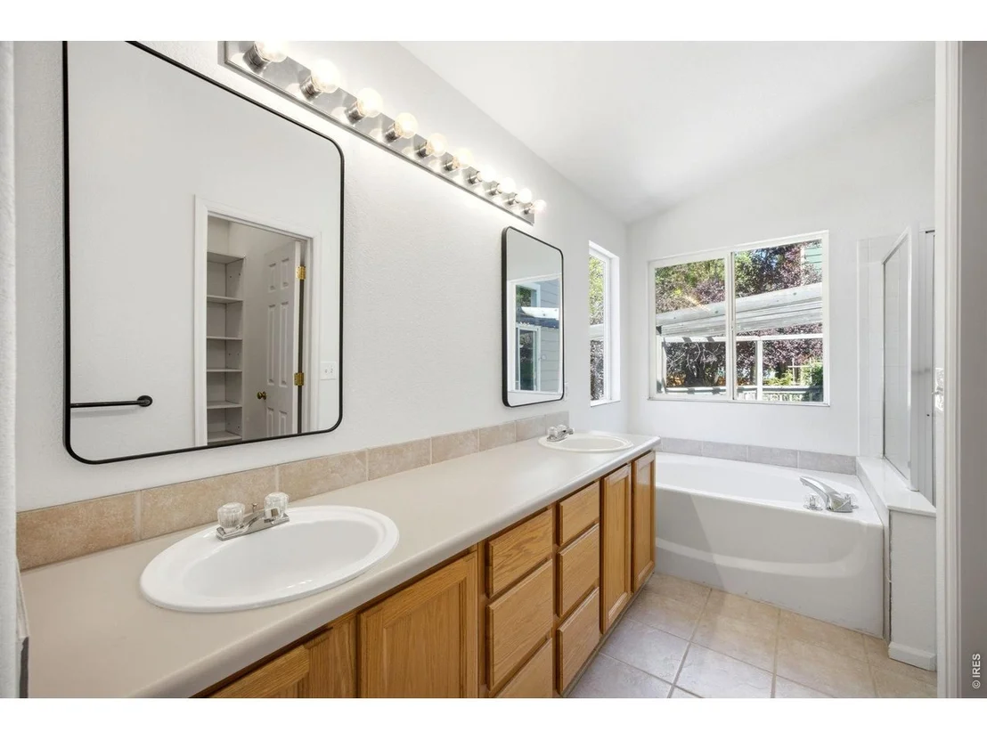 Photo of 726 Nelson Park Dr
